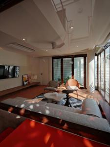 Sense of Jedyod - near Maya Nimman 객실 침대