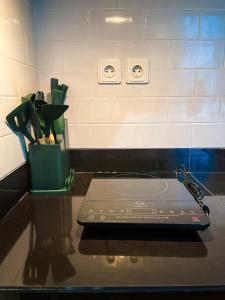 DadapApt Roseville Soho BSD 1 BR Mezzanine with Netflix & Pool by Damaresa的相册照片