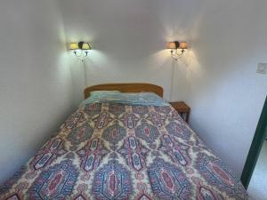 Postel nebo postele na pokoji v ubytování Maison 2 pièces mezzanine 6 couchages AR510-048