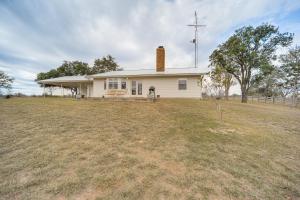 Gallery image of Historic 'Hoffmann Ranch Haus' Near Wineries! in Fredericksburg