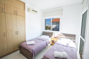 Postel nebo postele na pokoji v ubytování Halle Villa + 15 fotografií