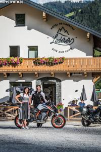 Hostia v ubytovaní Hotel-Restaurant Bike&Snow Lederer