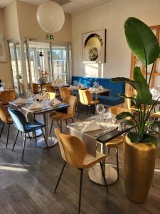 Restaurace v ubytování Hotel Restaurant Du Parc Saumur Logis Elégance