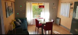 Et opholdsområde på Cabaña Rodar