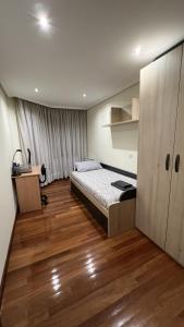 Postel nebo postele na pokoji v ubytování Apartamento en el centro de Santoña