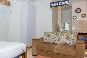 Postel nebo postele na pokoji v ubytování PAWA Homestays Studio California