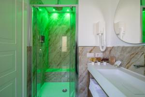 Koupelna v ubytování Hezio Guest House