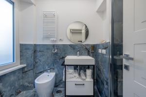 Koupelna v ubytování Hezio Guest House