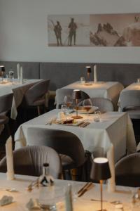 A restaurant or other place to eat at Rainell Dolomites Retreat