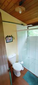 Koupelna v ubytování Casa Rudá Paraty