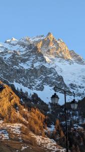 Nespecifikovaný výhled na hory nebo výhled na hory při pohledu z apartmánu