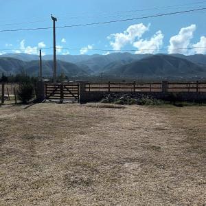 Nespecifikovaný výhled na hory nebo výhled na hory při pohledu z prázdninového domu + 5 fotografií