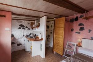 Kuchyň nebo kuchyňský kout v ubytování Adorable tiny house El Sitio with amazing views