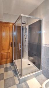 Et badeværelse på Apartamento en Betanzos