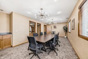 Fotografie z fotogalerie ubytování Stony Plain Inn & Suites v destinaci Stony Plain
