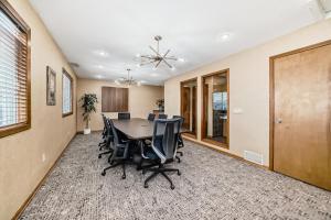 Fotografie z fotogalerie ubytování Stony Plain Inn & Suites v destinaci Stony Plain
