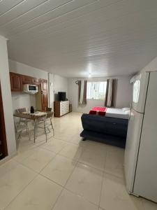 Η κουζίνα ή μικρή κουζίνα στο Casa Kitnet para casal