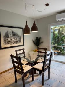 Posezení v ubytování Linda casa em condomínio