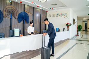 Hosté ubytování Navy Hotel Cam Ranh + 37 fotografií