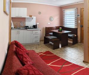 Kuchyň nebo kuchyňský kout v ubytování Departamentos Entre Lagos