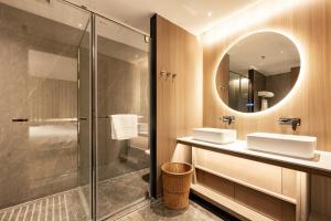 Koupelna v ubytování Jian Guo Hotel Yantai Phoenix Building