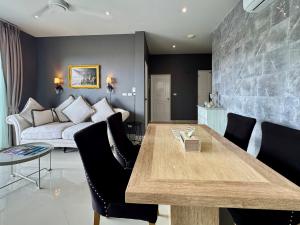 Гостиная зона в Klong Muang Beach Apartment
