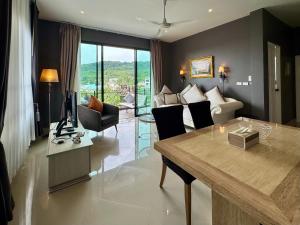 Гостиная зона в Klong Muang Beach Apartment