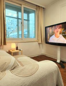 서울에 위치한 홍대 코지 서울 에서 갤러리에 업로드한 사진