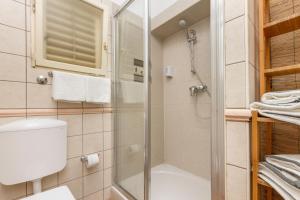 Kúpeľňa v ubytovaní Apartments Aspalathos