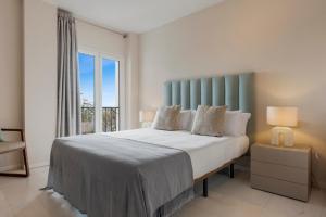 Postel nebo postele na pokoji v ubytování Espacioso y encantador apartamento en las gaviotas