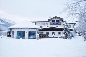 Obiekt Golf- und Sporthotel Moarhof zimą