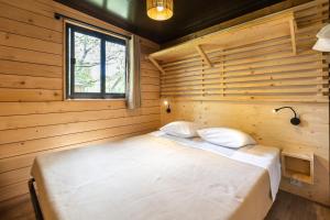 Ένα ή περισσότερα κρεβάτια σε δωμάτιο στο CityKamp Valkenburg - Maastricht +32 φωτογραφίες