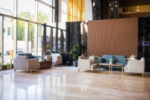 Posezení v ubytování Mirnian Hotel