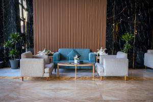 Posezení v ubytování Mirnian Hotel