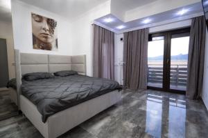 Fotografie z fotogalerie ubytování VILA Neptun Jacuzi SPA v destinaci Săcele + 32 fotografií