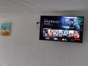 TV a/nebo společenská místnost v ubytování Sandra