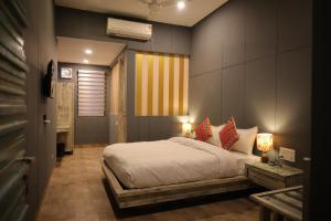 Katil atau katil-katil dalam bilik di RAJA KA BAGH - A Boutique Hotel