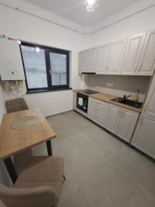 Køkken eller tekøkken på Spacious Double Room by Confort ApartHotel + 9 billeder