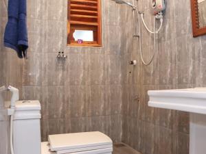 Koupelna v ubytování Canggu Surf Hotel