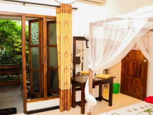 Balkón nebo terasa v ubytování Canggu Surf Hotel