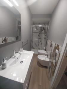 Koupelna v ubytování B&B Regina + 26 fotografií