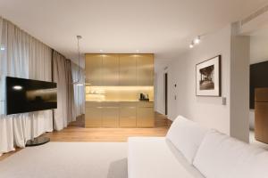 Televízia a/alebo spoločenská miestnosť v ubytovaní BoHo Hotel Budapest - Small Luxury Hotels