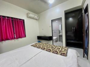 Gallery image of Asmita Homestay ROOM#1 in Nashik