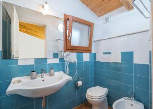 A bathroom at Bosa Queen House