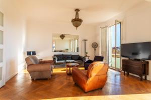 Ambassador Palace AP2095 by Riviera Holiday Homes