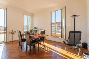 Ambassador Palace AP2095 by Riviera Holiday Homes