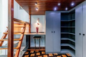 Urca Prime - 4 Hospedes, Conforto e Privacidade房間的上下舖