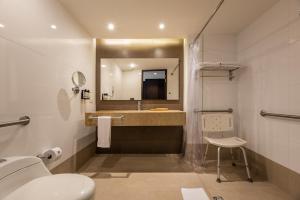 Koupelna v ubytování Hotel Estelar Milla De Oro