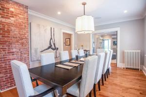 Galeriebild der Unterkunft Luxury Colonial Heritage Home in Charlottetown