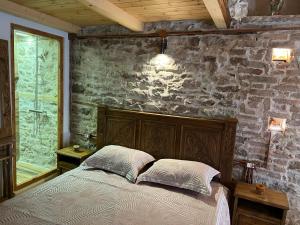 Postel nebo postele na pokoji v ubytování Old Room Bazaar